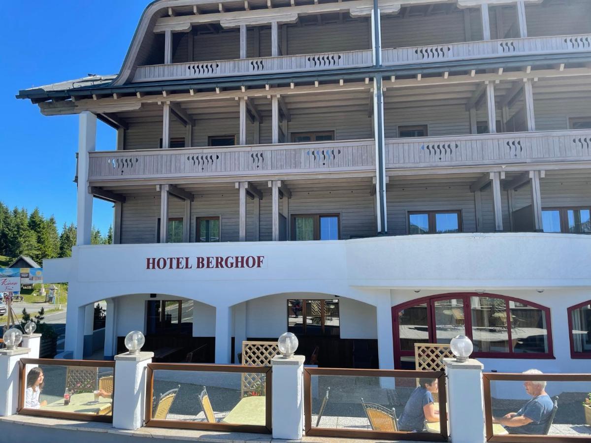 Hotel Berghof Sonnenalpe Nassfeld Exteriér fotografie